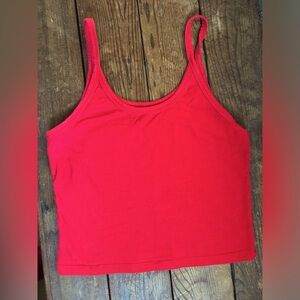 ARQ Crop Top L